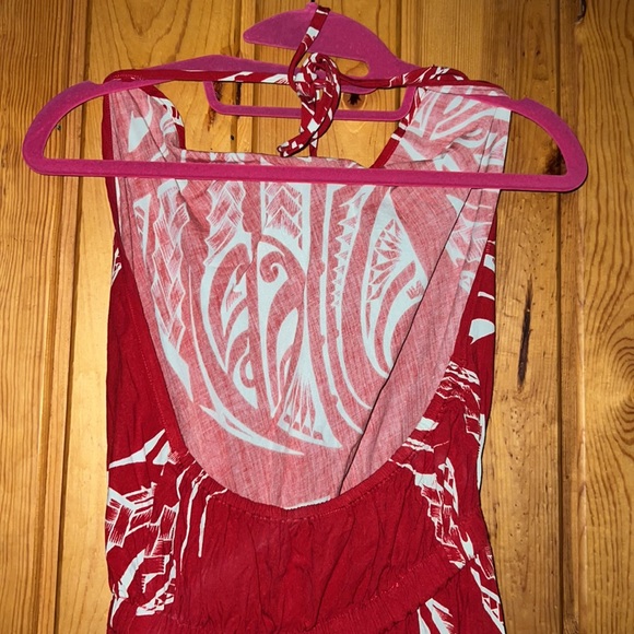 Gently used Wahine Toa backless halter romper size M with pockets - Picture 3 of 5